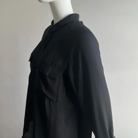 violeta by MANGO Women's Blouse Size Medium Back Classic NWT - Picture 2 of 9